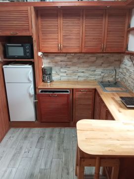 Eladó Lakás 1188 Budapest 18. kerület , 45 nm-es házrész Pestszentimrén saját 238 nm-es kertel!
