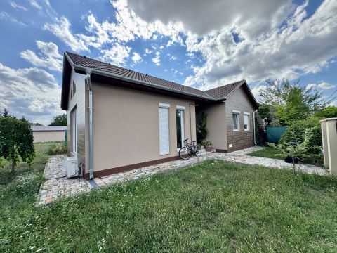 Eladó Ház 6000 Kecskemét 