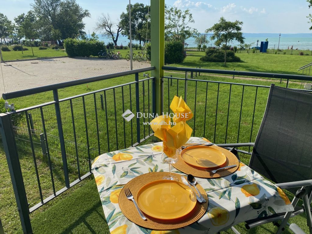 8600 Siófok , Ezüstparton  luxus studió lakás — 1/17