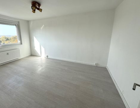 Eladó Lakás 2800 Tatabánya 