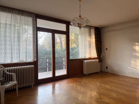 Eladó Lakás 1025 Budapest 2. kerület , Törökvészen terasz+saját kert!