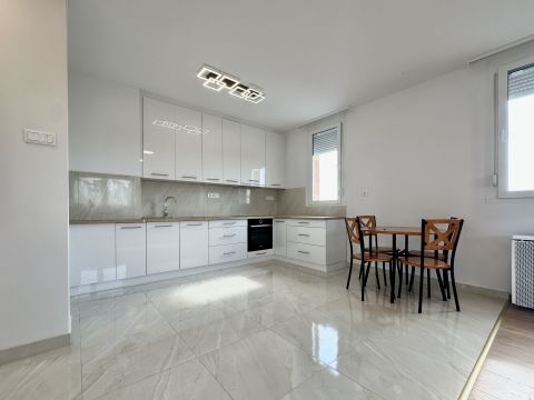 Eladó Lakás 8900 Zalaegerszeg , Belváros