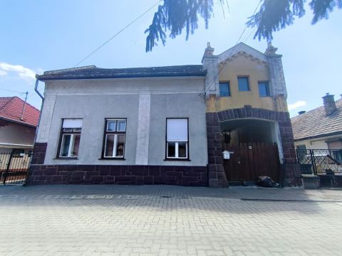 Eladó Ház 7200 Dombóvár , Petőfi utca