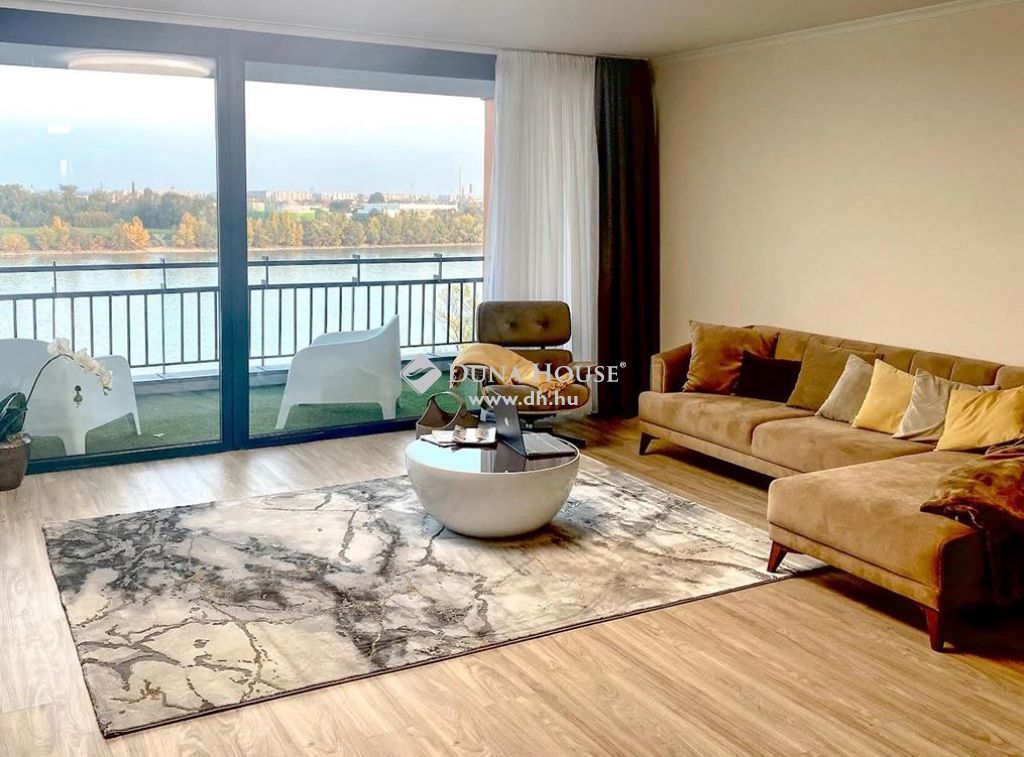 For sale Flat Budapest III. kerület, 