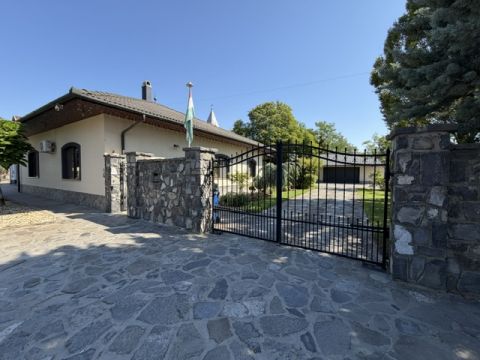 Eladó Ház 6224 Tabdi Eladó Tabdiban egy gyönyörű 200 nm ház!
