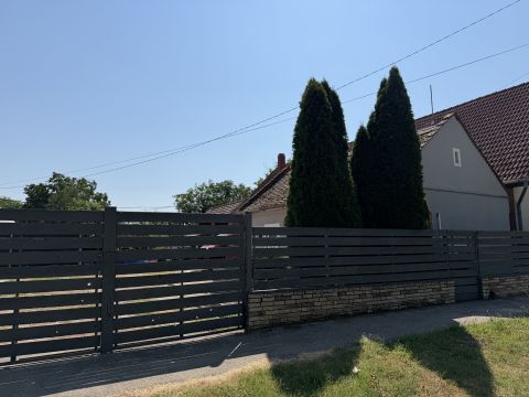 Eladó Ház 7800 Siklós 