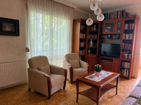 Eladó Lakás 1119 Budapest 11. kerület Kelenföldi tégla lakás csendes, fás környezetben