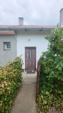 Eladó Ház 6033 Városföld , Városföldön házrész eladó