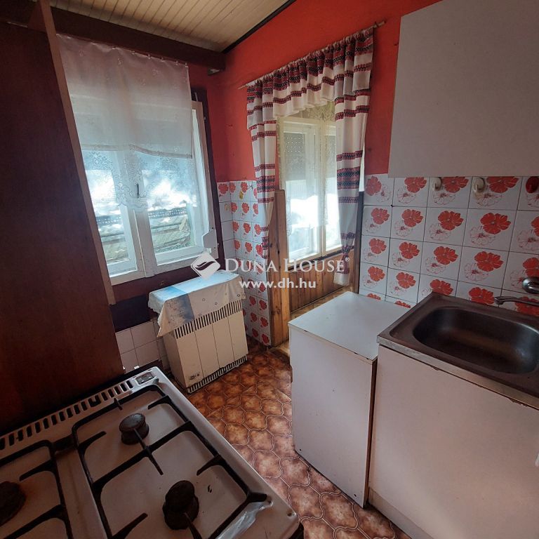 7621 Pécs — 1/24