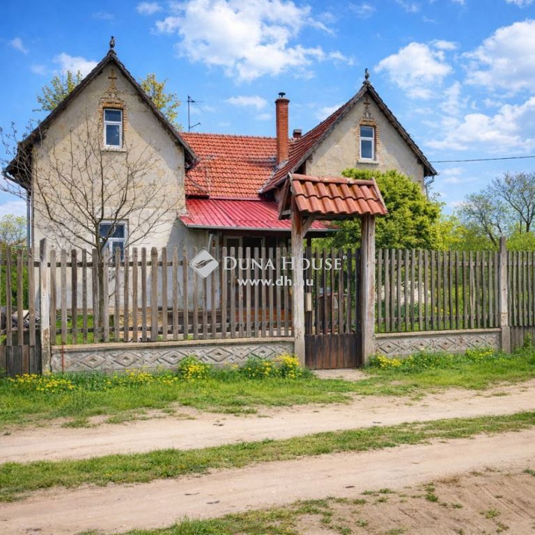 2750 Nagykőrös — 1/13