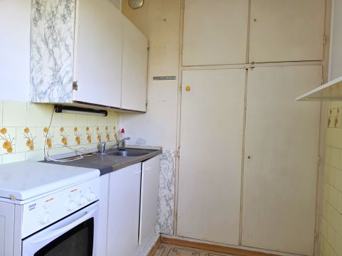 Eladó Lakás 7632 Pécs , Kertvárosi 46 nm-es 2 szobás lakás