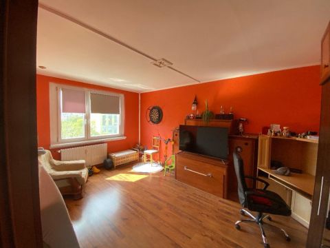 Eladó Lakás 8400 Ajka 8400 Ajka, Belváros
