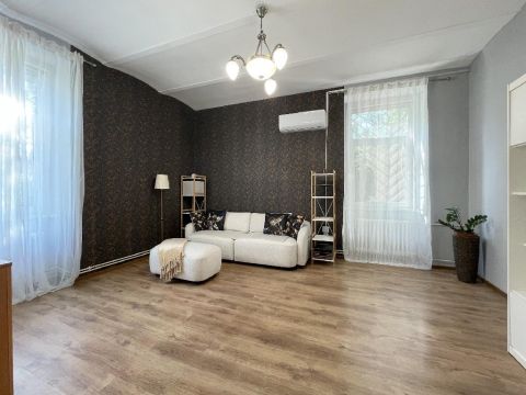 Eladó Lakás 1104 Budapest 10. kerület , 1104 Budapest 10, Óhegy