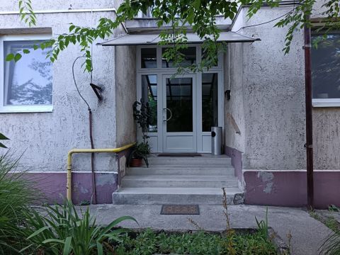 Eladó Lakás 1104 Budapest 10. kerület Kada utca