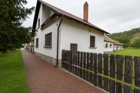 Eladó Ház 2800 Tatabánya 