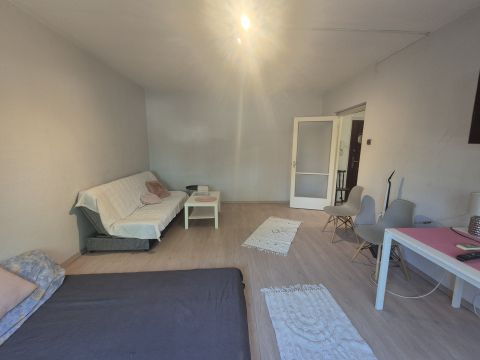 Eladó Lakás 2400 Dunaújváros 
