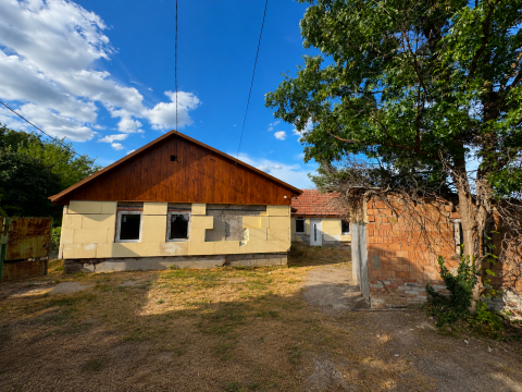 Eladó Ház 3261 Abasár 