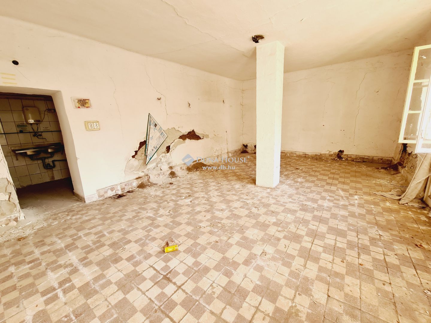 Eladó ház Békéscsabán – HZ097985