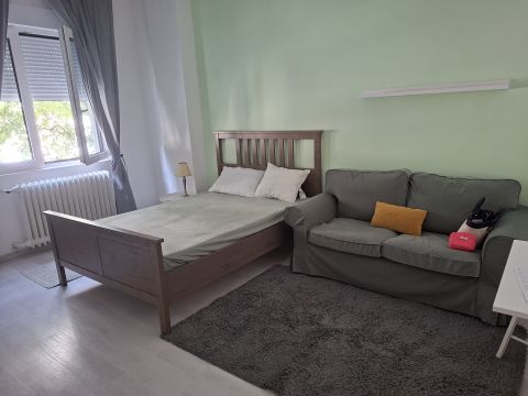 Kiadó Lakás 1027 Budapest 2. kerület , Mechwart ligetnél alacsony rezsivel kiadó
