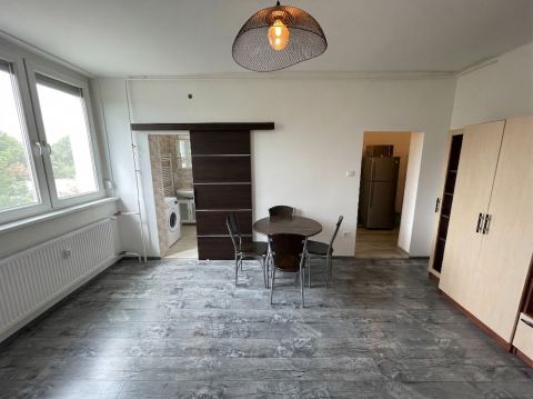 Eladó Lakás 1184 Budapest 18. kerület , Igényesen felújított lakás az Üllői Út közelében