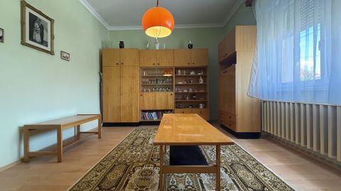 Eladó Ház 9700 Szombathely , Kámoni városrész csendes utcájában