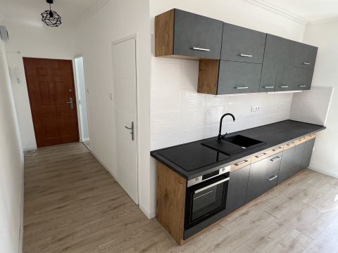 Eladó Lakás 8100 Várpalota 