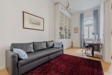 Eladó Lakás 1055 Budapest 5. kerület 