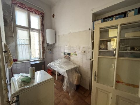 Eladó Lakás 1084 Budapest 8. kerület 