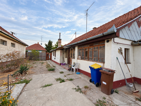 Eladó Ház 2700 Cegléd , Thököly utca