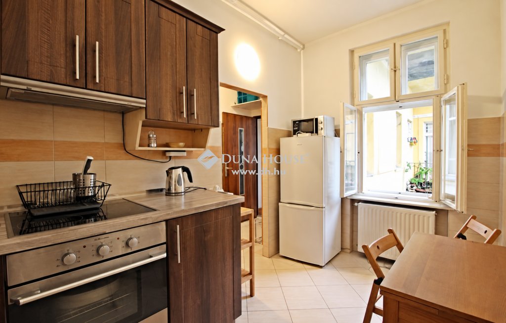 Kiadó Lakás, 1061 Budapest 6. kerület