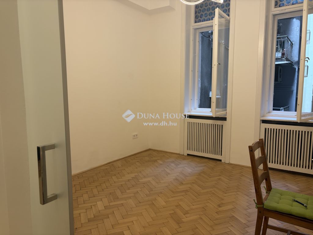 Kiadó Lakás, 1056 Budapest 5. kerület