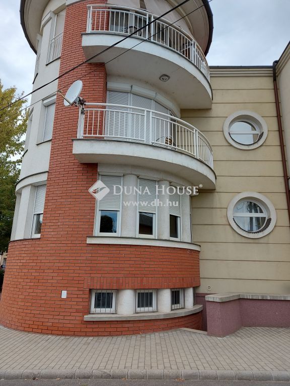 4029 Debrecen — 1/15