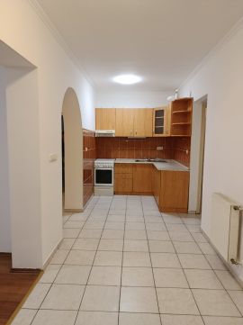 Eladó Lakás 9200 Mosonmagyaróvár , Rábl köz környéke