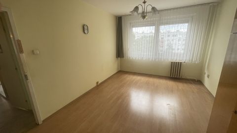 Eladó Lakás 9024 Győr GYŐR MARCALVÁROS II. ELADÓ PANELLAKÁS LIFTES TÁRSASHÁZBAN