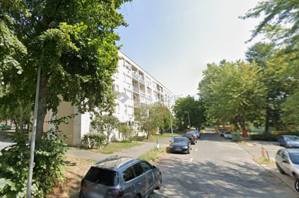 9700 Szombathely , 55 m2, 2 szobás, erkélyes klasszikus a Derkovitson ... — 1/19