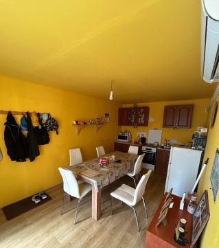 Eladó Ház 2740 Abony , Peze Pékség 2 Szelei út környéke