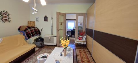 Eladó Lakás 9700 Szombathely Belváros közeli kertkapcsolatos kis lakás eladó kedvező áron