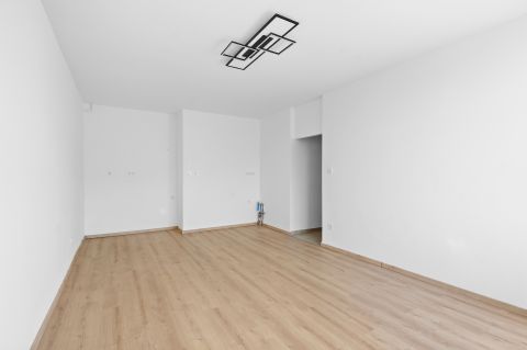 Eladó Lakás 2800 Tatabánya 