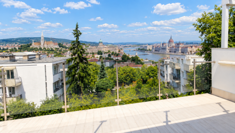Eladó Lakás 1016 Budapest 1. kerület , PANORÁMÁS LAKÁS a GELLÉRT-HEGYEN