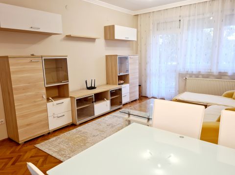 Kiadó Lakás 5600 Békéscsaba 