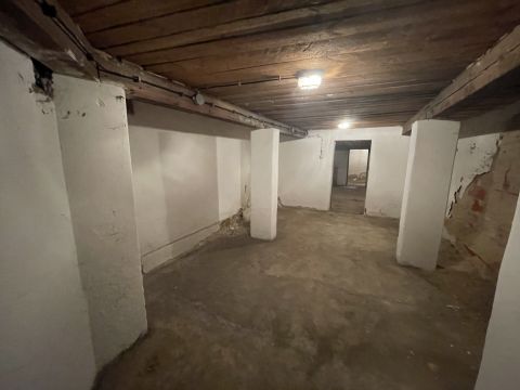 Eladó Tároló/Raktár 9700 Szombathely , Széll Kálmán utcában