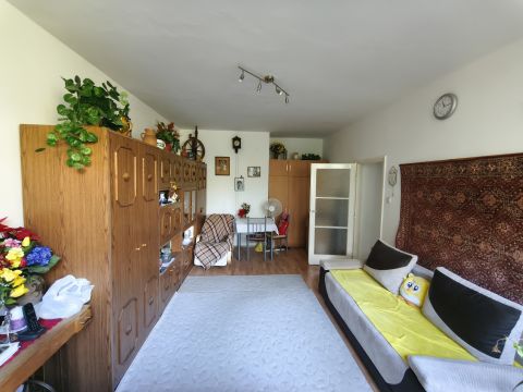 Eladó Lakás 2800 Tatabánya 
