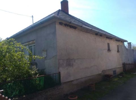 Eladó Ház 9072 Nagyszentjános Attila utca közelében