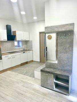 Kiadó Lakás 3200 Gyöngyös Kórháznál