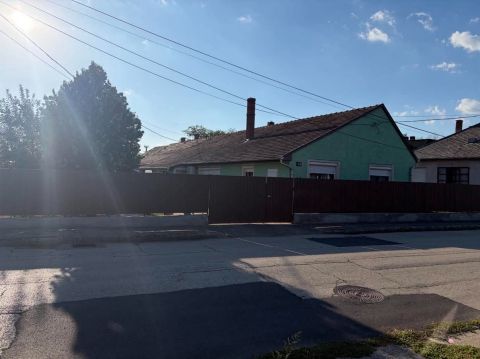 Eladó Ház 8637 Balatonőszöd Hajnal utca