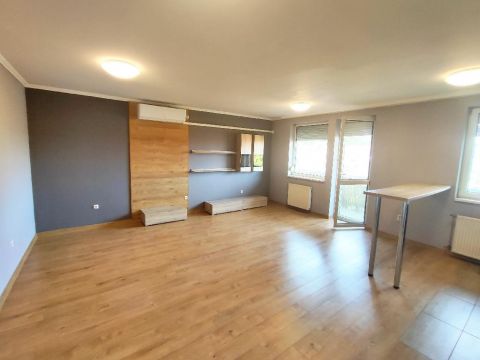 Eladó Lakás 4246 Nyíregyháza , 4400 Nyíregyháza, Kertváros