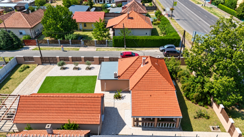 Eladó Ház 5000 Szolnok 