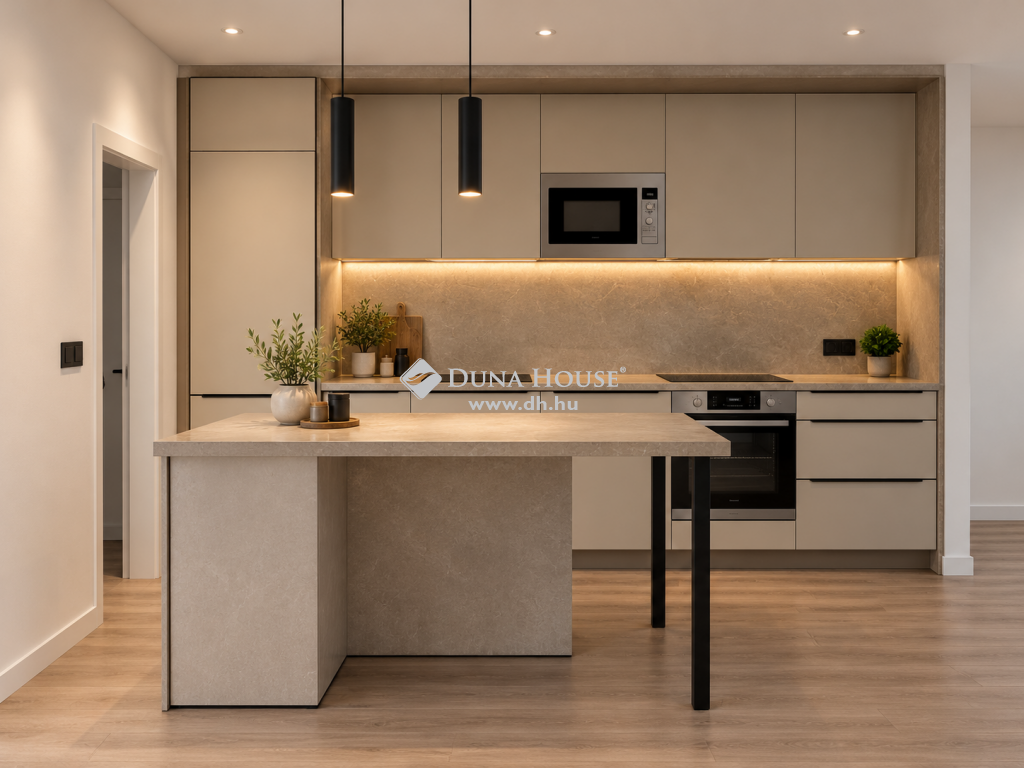 7627 Pécs — 1/6