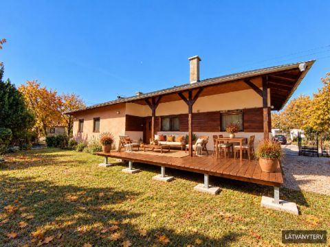 Eladó Ház 2490 Pusztaszabolcs , 2490 Pusztaszabolcs, Velencei út