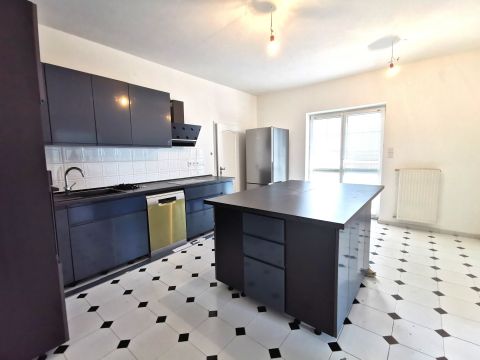 Eladó Lakás 2092 Budakeszi , azonnal költözhető panorámás lakás